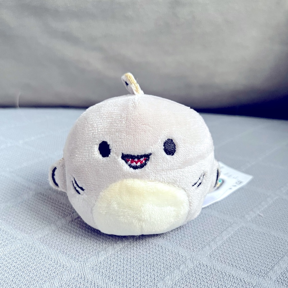 Gordon the Shark Micromallow Squishmallow